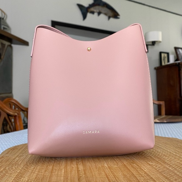 Samara Medium Shoulder Bag in Peony - Picture 3 of 3